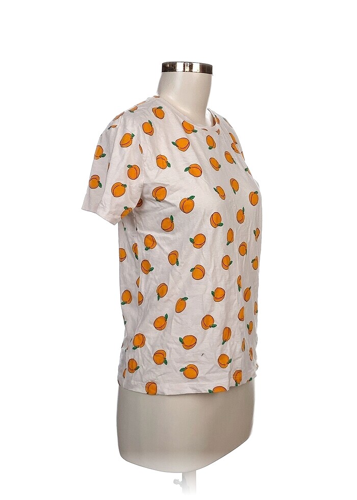 Pull and Bear T-shirt %70 İndirimli. - Görsel 2