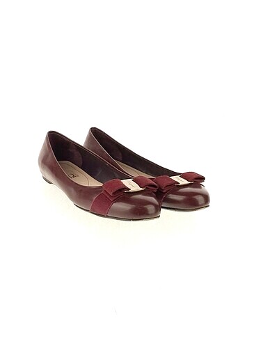 Salvatore Ferragamo Salvatore Ferragamo Babet %70 İndirimli.
