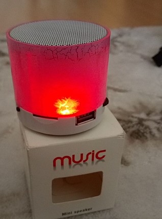 ses bombası sıfır kutusunda Bluetooth baglantı flaş belek ve haf