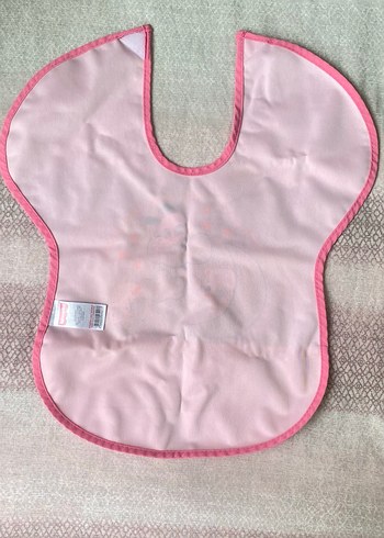 Pembe Desenli Bebek Önlüğü - Görsel 2