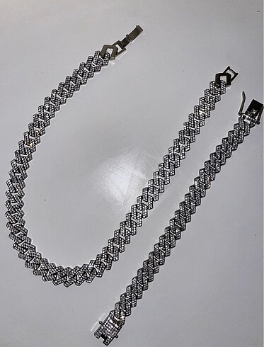 Kolye ve bileklik birlikte parlak chain