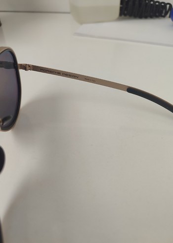 Beden ten rengi Renk Porsche Design P'8684
