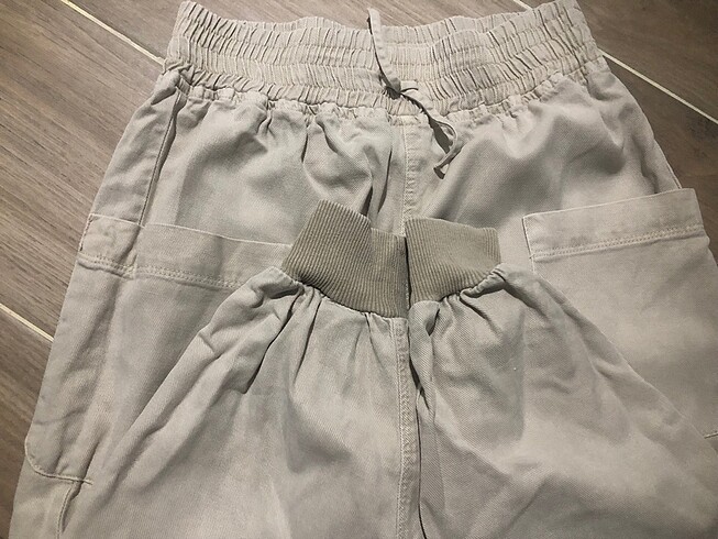 9 Yaş Beden Beli paçaları lastikli bol cepli pantalon