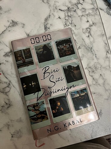 Biri sizi düşünüyor kitap