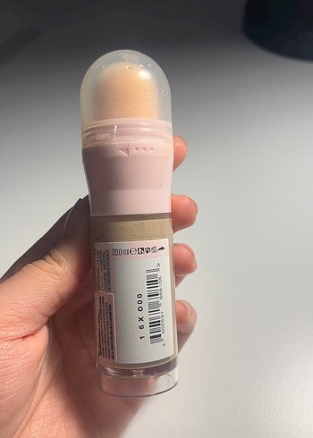Maybelline 4-in-1 Glow Kapatıcı ve Aydınlatıcı - Görsel 2