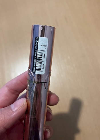 L'Oréal Paris Big Deal Parlak Bej Maskara - Görsel 2