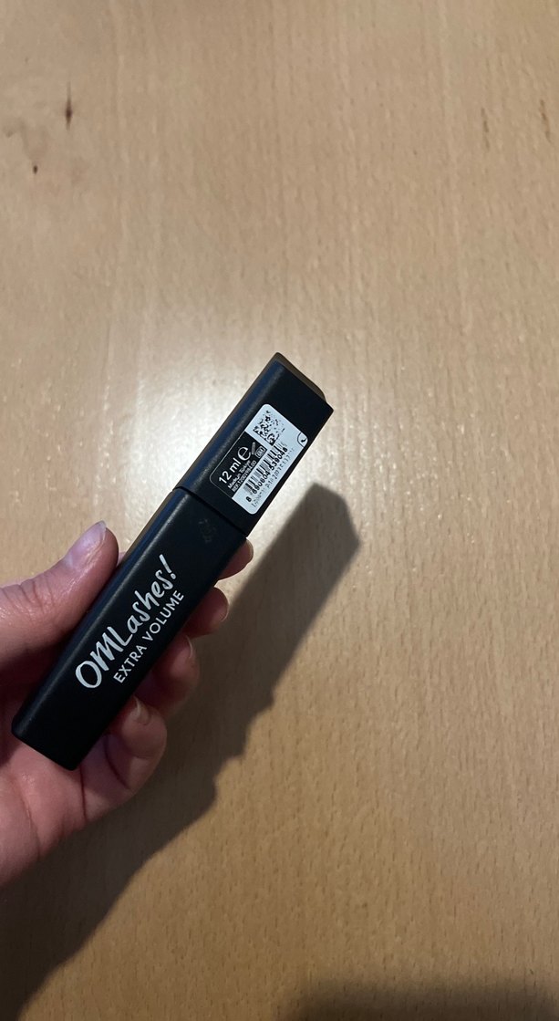 Flormar Siyah Ruj - Görsel 2