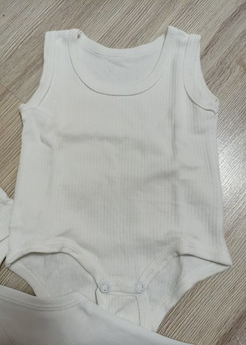 Beyaz Bebek Atlet ve Body Seti - Görsel 7