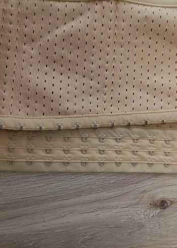 Bej Baskılı Göğüs Destek Korsesi - Görsel 6