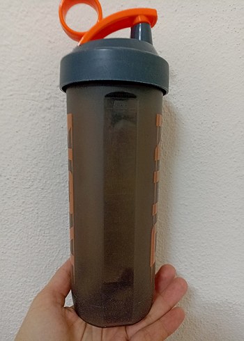 Turuncu Kapaklı Koyu Renkli Şu Matarası - Görsel 3