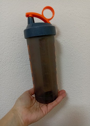 Turuncu Kapaklı Koyu Renkli Şu Matarası - Görsel 2