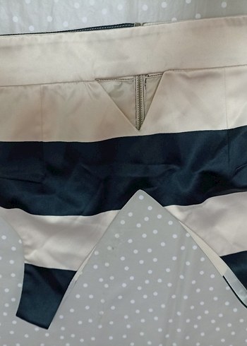 V Yaka Düğmeli Midi Büstiyer - Görsel 3