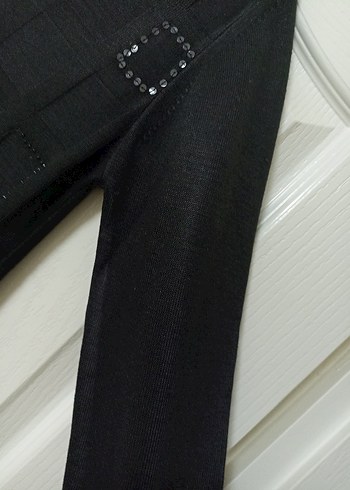 Düğmeli Siyah Midi Uzun Kollu Hırka - Görsel 3