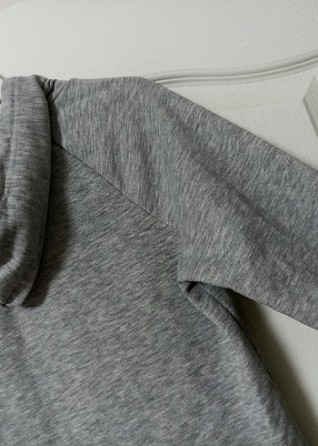 Gri Kapüşonlu Kadın Sweatshirt - Görsel 8