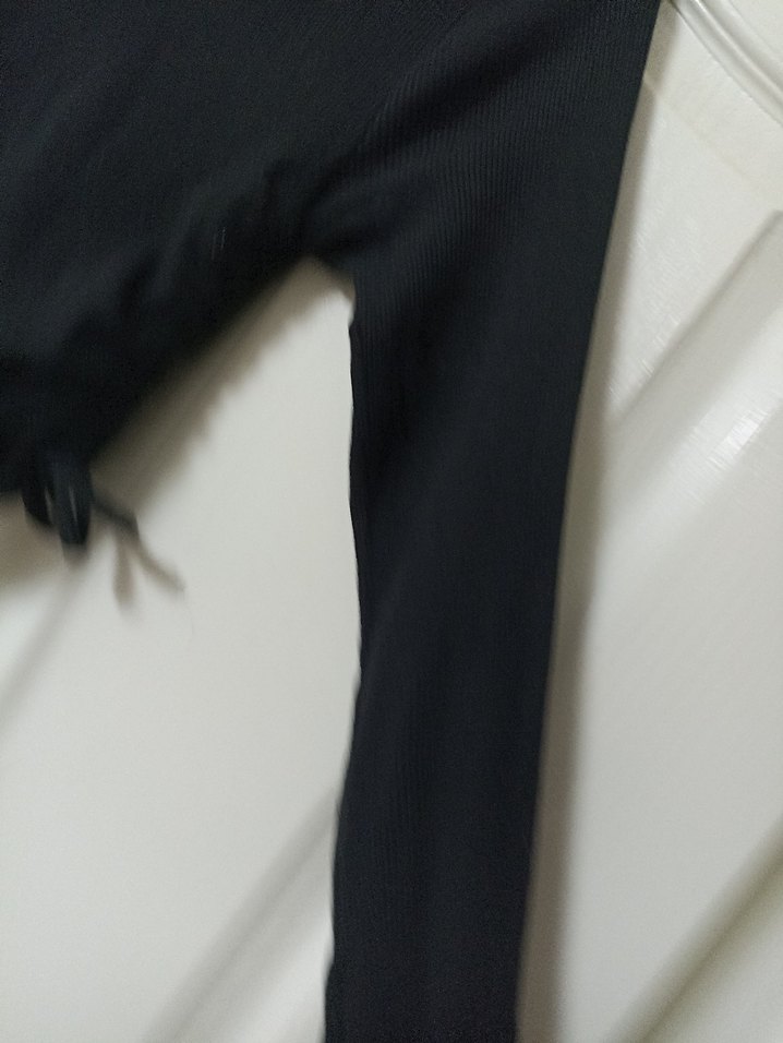 Siyah Uzun Kollu Mini Kadın Bluz - Görsel 4