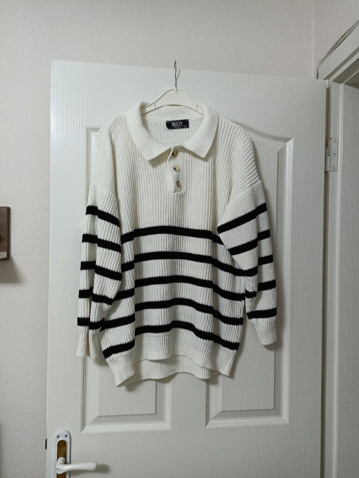 Trendy Parisian Çizgili Beyaz Kazak - Görsel 2