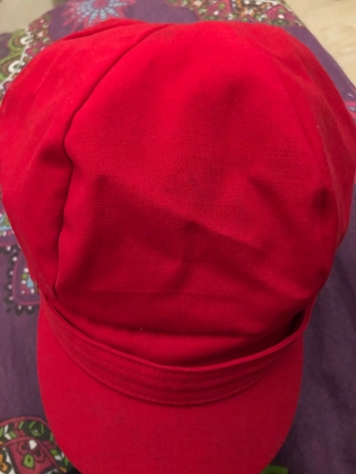 Koton Kırmızı şapka 