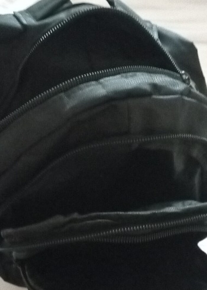 Çok sağlam Siyah Okul Çantası  - Görsel 4