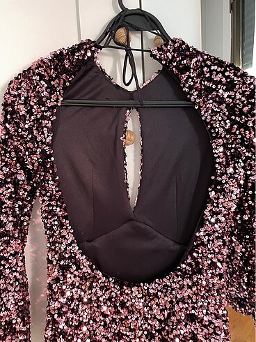 xs Beden Zara pembe pullu elbise