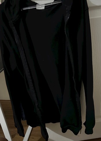 Siyah fermuarlı sweatshirt