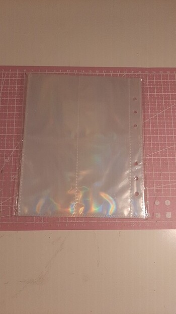 Hologramlı binder sayfası