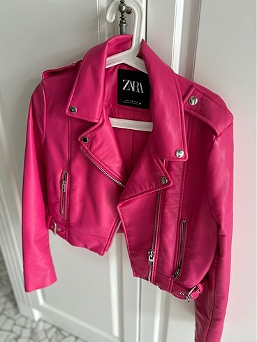 Zara mont