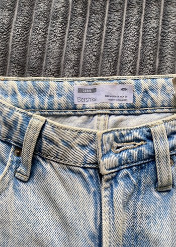 Bershka Düğmeli Kadın Midi Boy Denim Pantolon