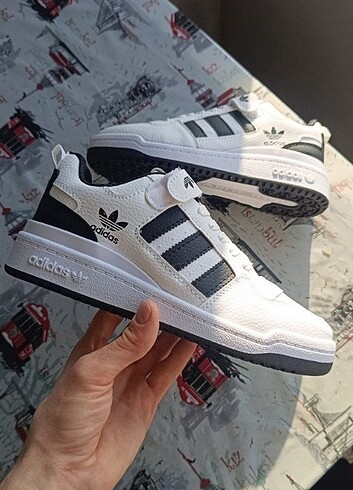 38 Beden beyaz Renk Adidas Spor Ayakkabı