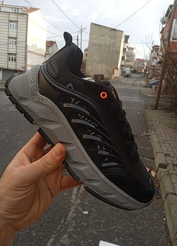 Balenciaga Spor Ayakkabı 
