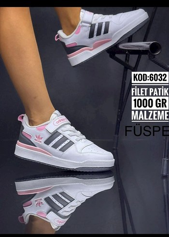Adidas Cırtlı Spor Ayakkabı