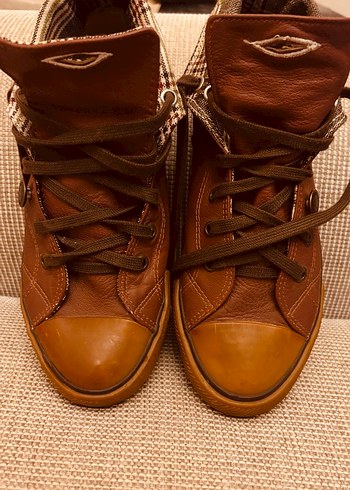 Parlak Kahverengi kadın - Görsel 3