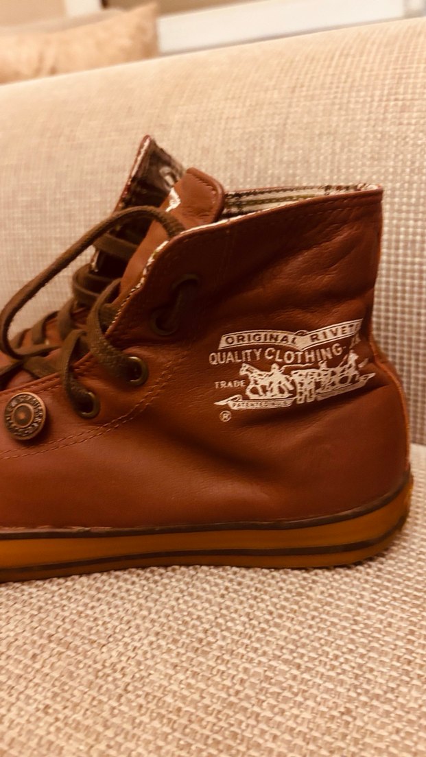 Parlak Kahverengi kadın - Görsel 2