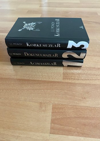 Acımasızlar, Dokunulmazlar, Korkusuzlar - I. McAvoy