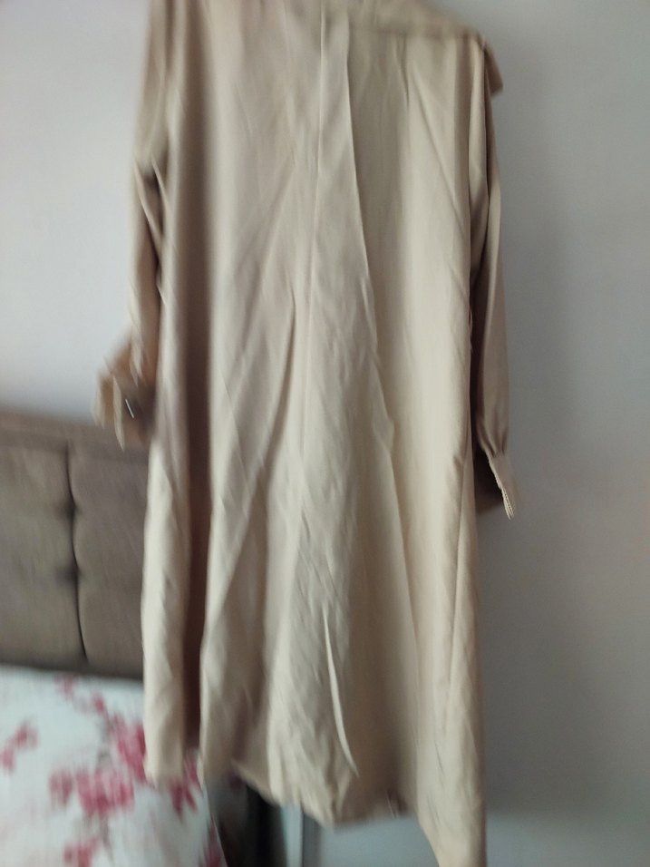 Bej Uzun Kadın Trençkot - Görsel 4