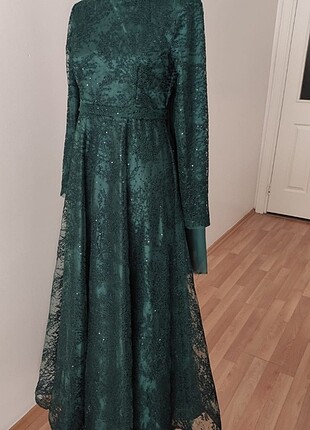 Saten ve dantel yeşil abiye kumaş jan jan şalla beraber - Görsel 11