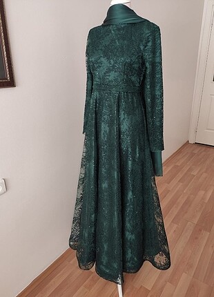 Saten ve dantel yeşil abiye kumaş jan jan şalla beraber - Görsel 16