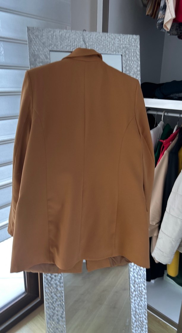 Bej Düğmeli Kadın Midi Blazer Ceket - Görsel 3