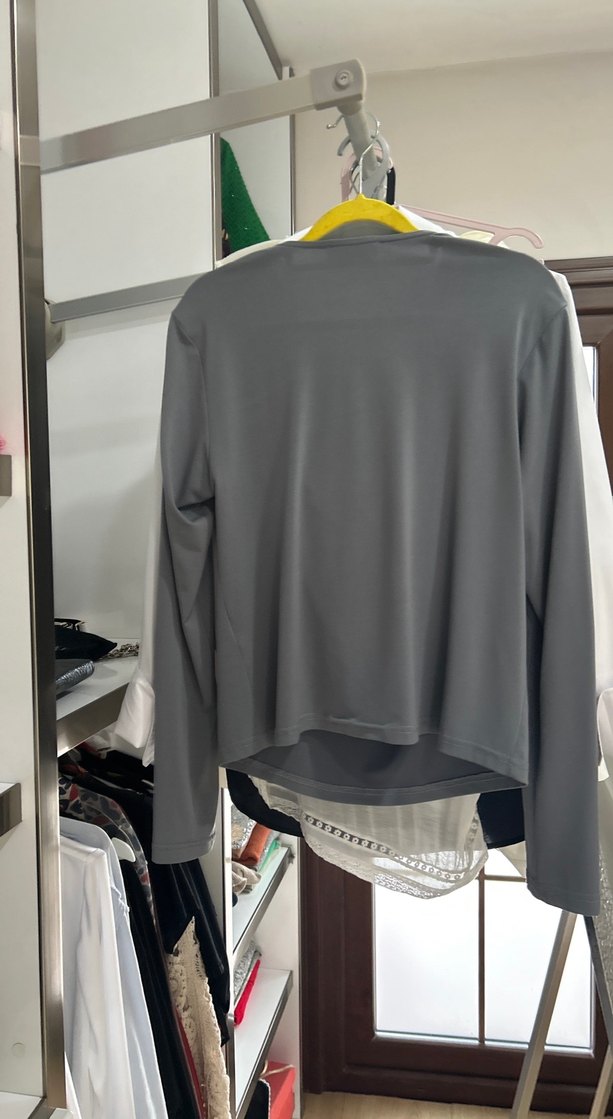 Gri Drapeli Uzun Kollu Kadın Bluz - Görsel 2