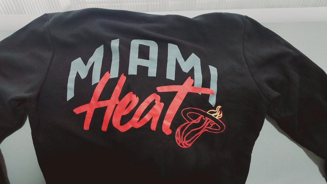 Kırmızı Kapüşonlu Erkek Sweatshirt - Görsel 5