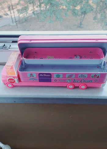 Pembe Oyuncak Dondurma Kamyonu Kalem Kutusu