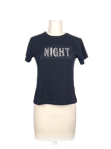 PreLoved T-shirt %70 İndirimli.