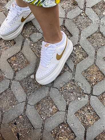 37 Beden beyaz Renk Nike spor ayakkabı