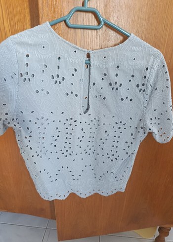 Xs beden Gri Kısa Kollu Dantel İşlemeli Kadın Bluz - Görsel 3