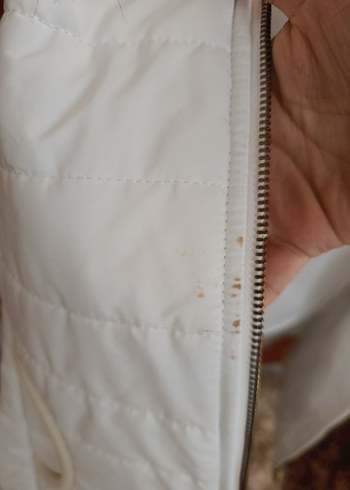 koton 36 beden Kürk Detaylı Beyaz Kolsuz Şişme Yelek - Görsel 4