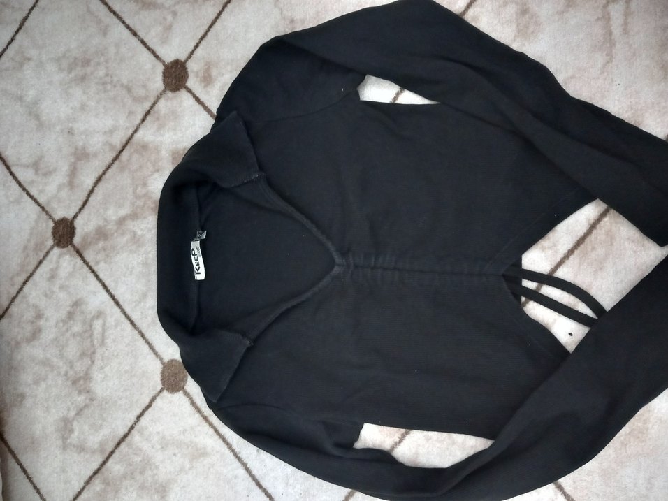 Siyah V Yaka crop - Görsel 3