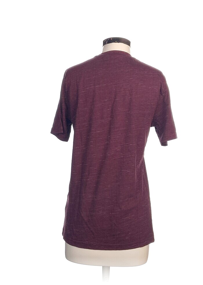 LC Waikiki T-shirt %70 İndirimli. - Görsel 3