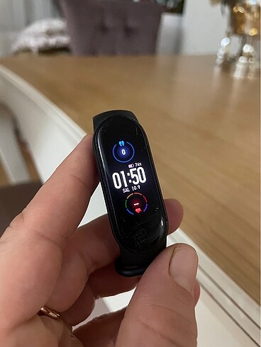 Xiaomi mi band 5 akıllı bileklik