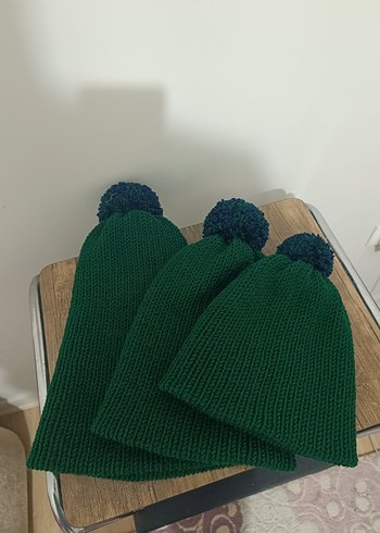 Koyu Yeşil Örgü Kadın Bere - Görsel 2