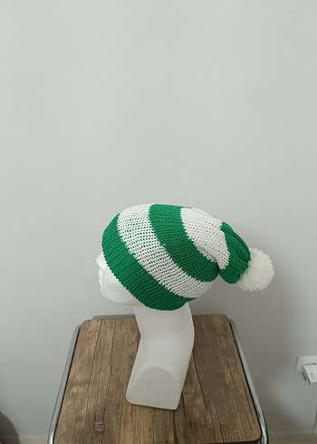 Yeşil Beyaz Çizgili Kadın Örgü Bere - Görsel 3