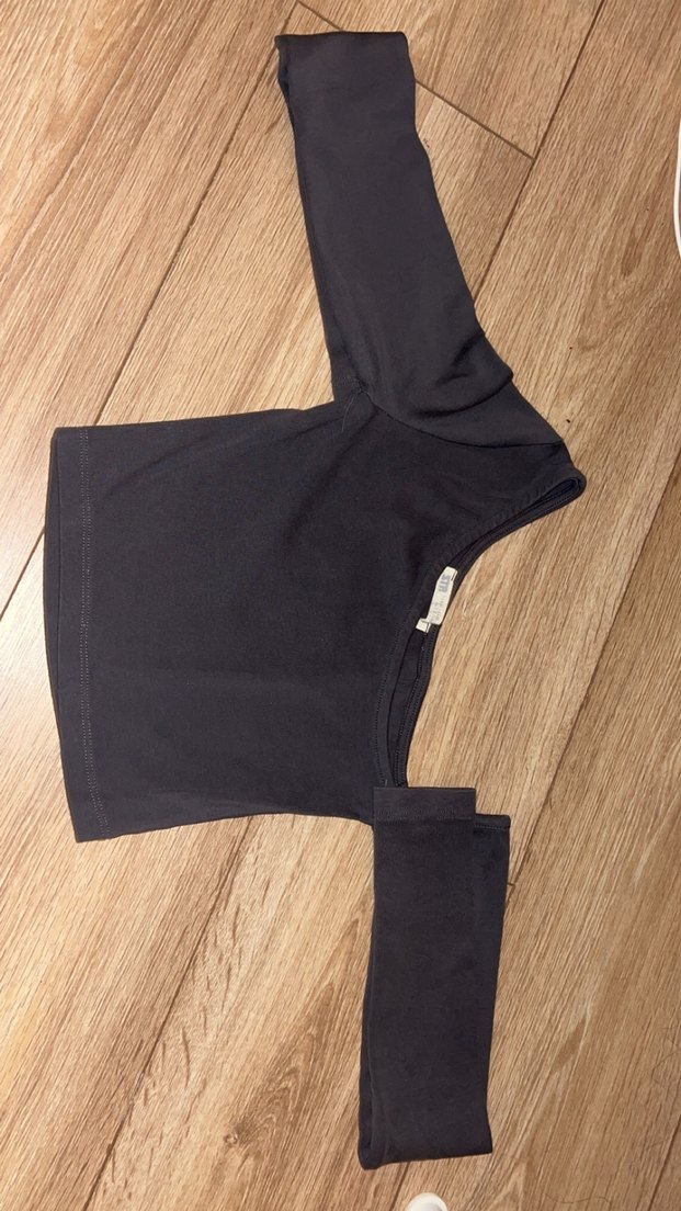 Uzun Kollu Siyah Minimalist Bluz - Görsel 2